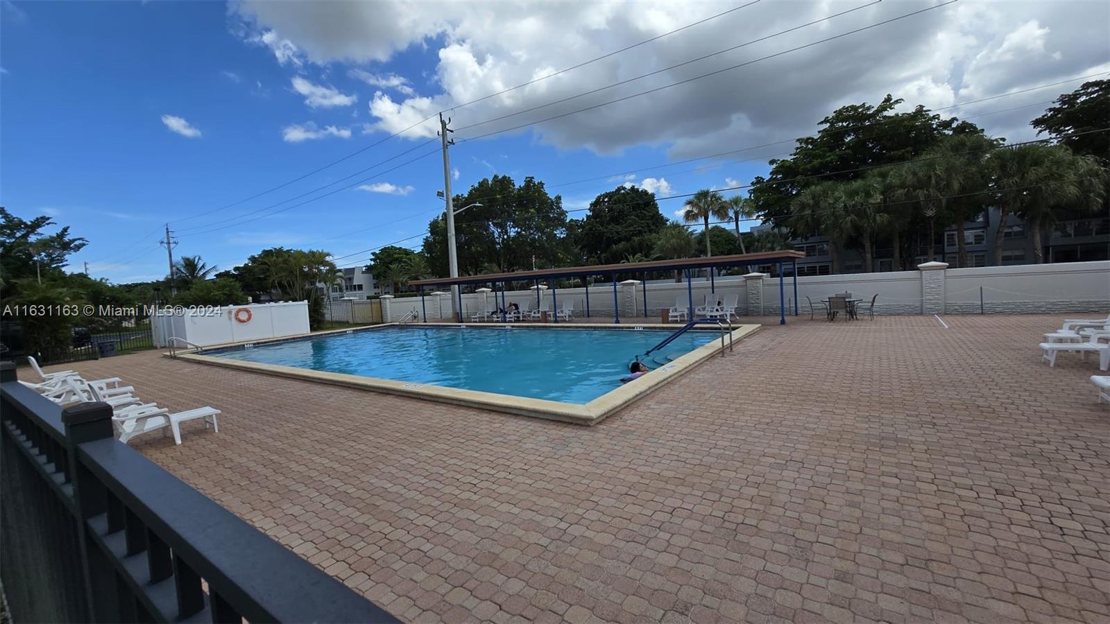 WESTWOOD COMMUNITY 4 - Residential