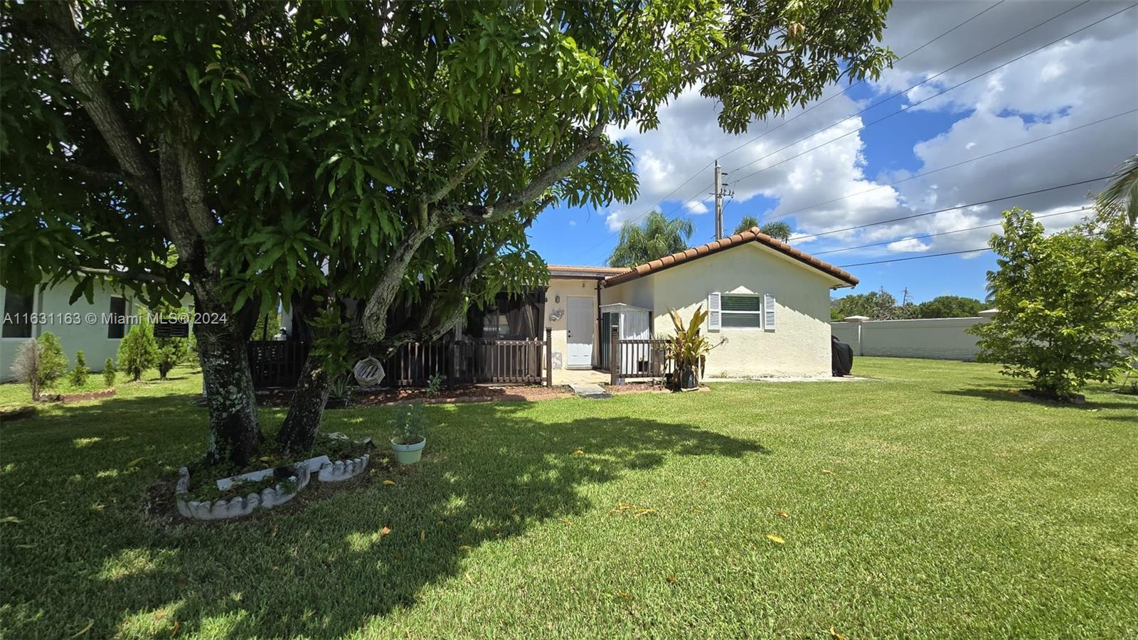 WESTWOOD COMMUNITY 4 - Residential