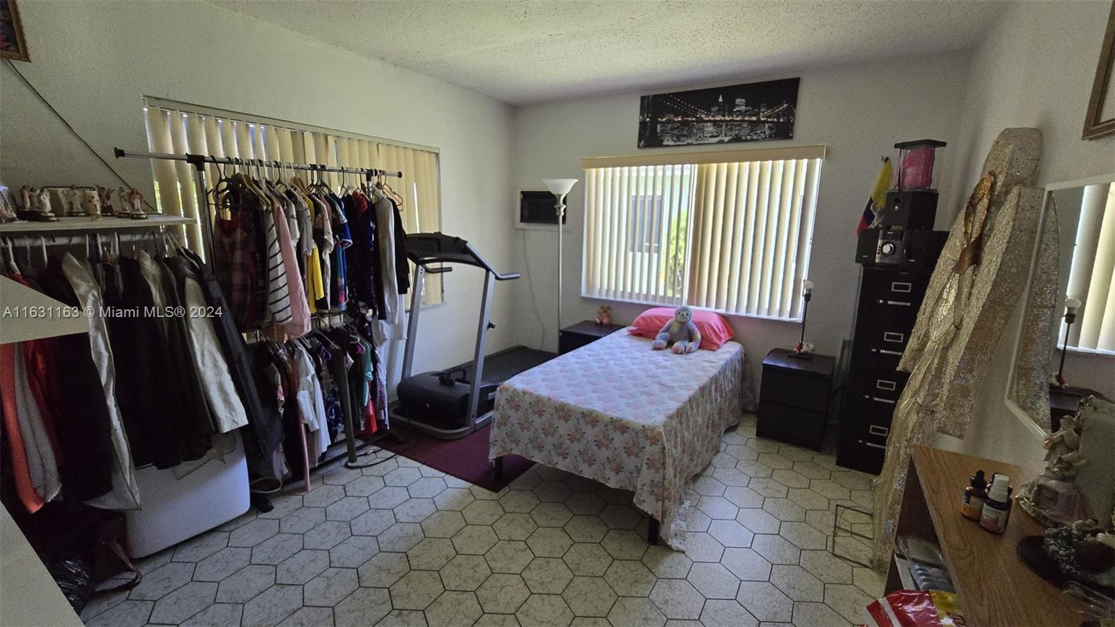WESTWOOD COMMUNITY 4 - Residential