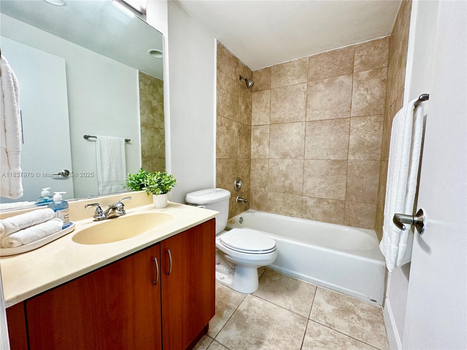 TREASURES ON THE BAY II C - Residential