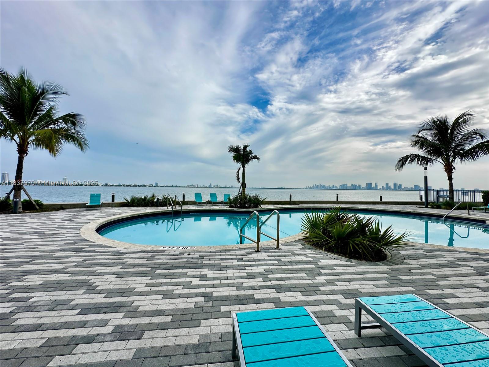 TREASURES ON THE BAY II C - Residential