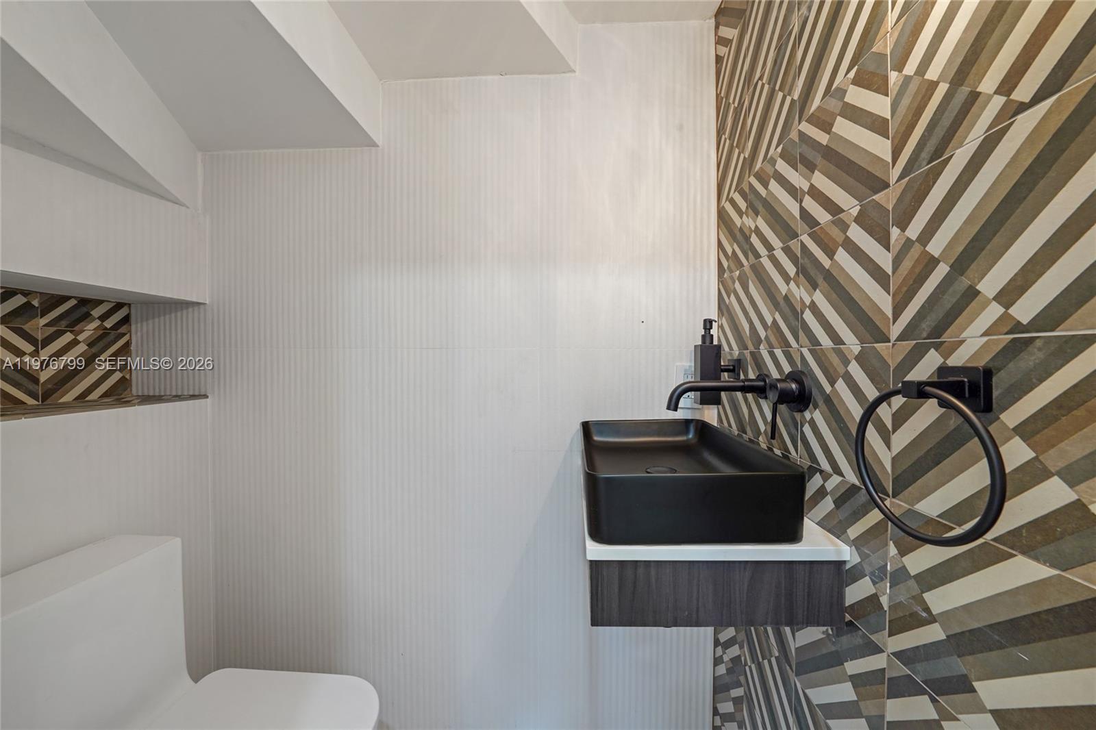 BELLE MEADE OF MIA SEC 1 - Residential