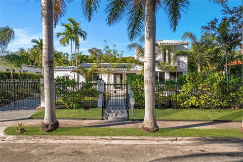 Photo of 659 NE 73rd St, Miami, FL 33138 (MLS # A11976799)