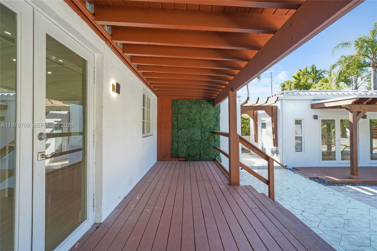 BELLE MEADE OF MIA SEC 1 - Residential