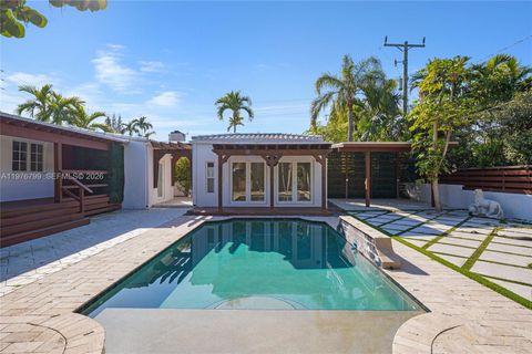 Tiny photo for 659 NE 73rd St, Miami, FL 33138 (MLS # A11976799)