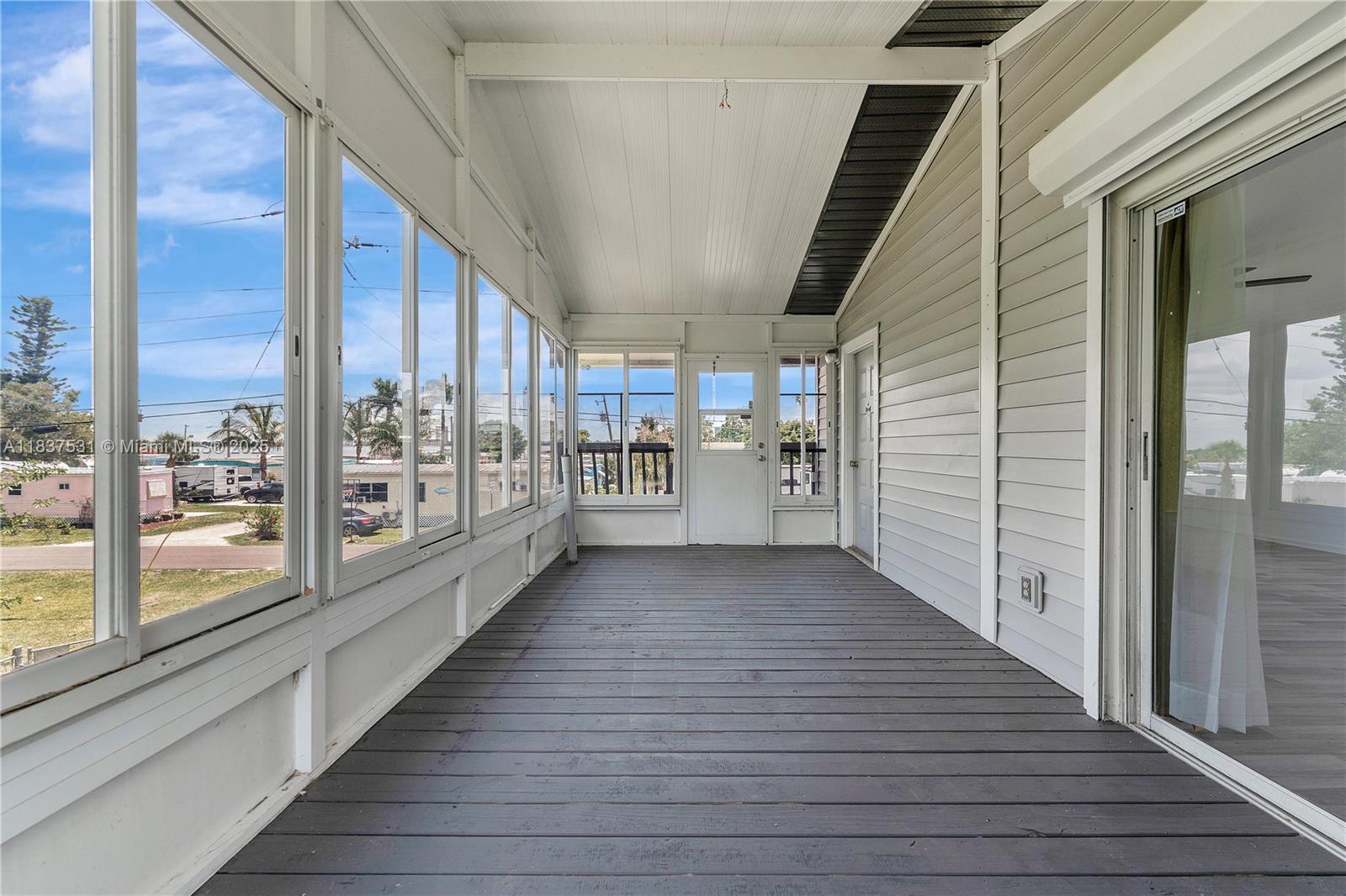 HARBOR ESTATES - Residential