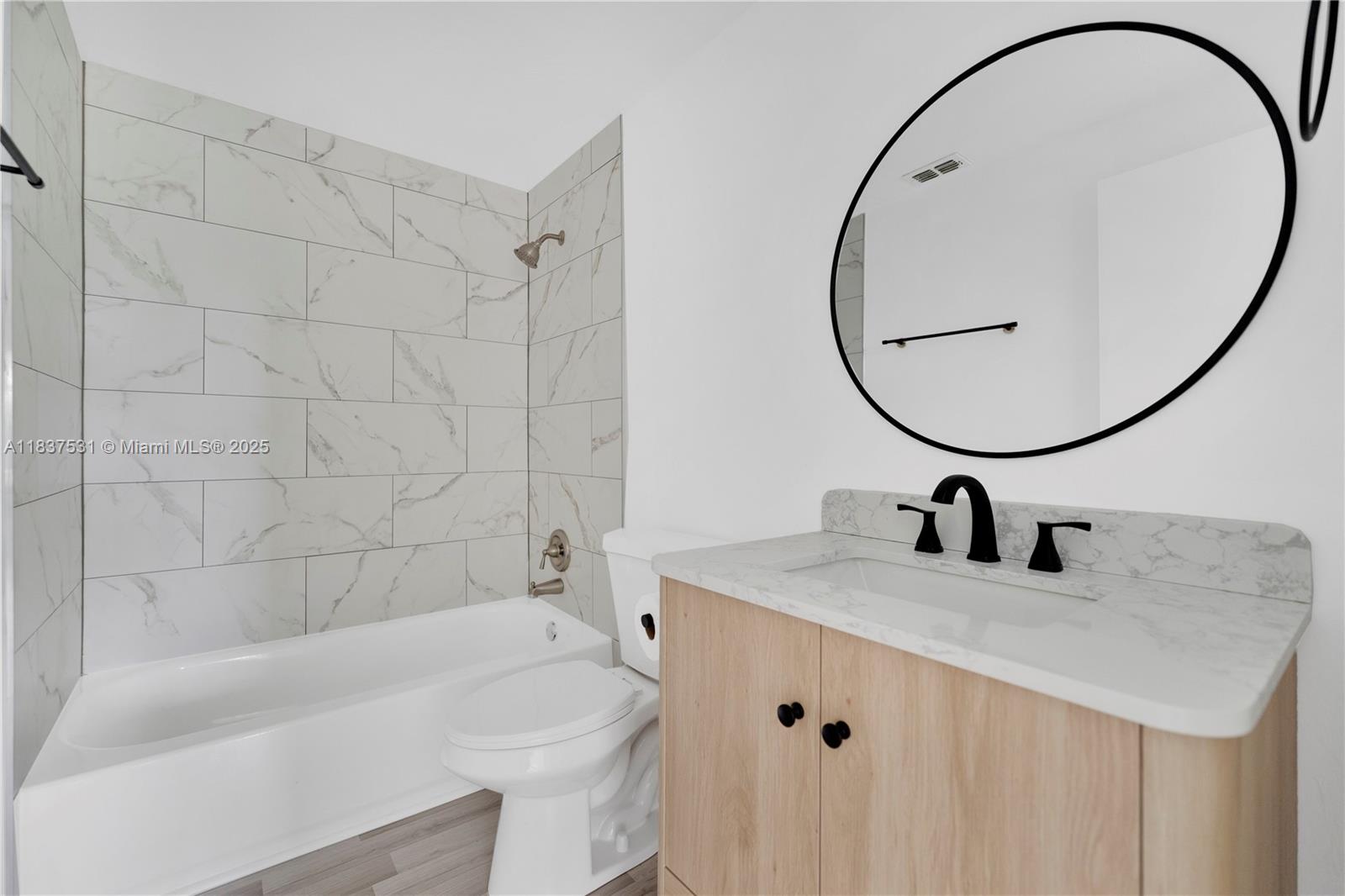 HARBOR ESTATES - Residential