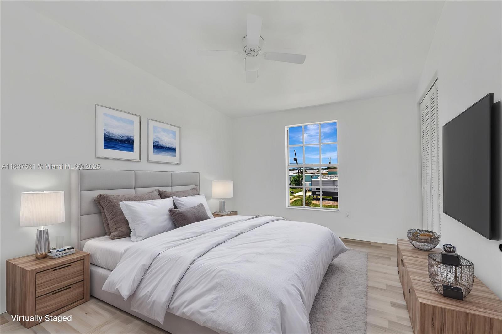 HARBOR ESTATES - Residential