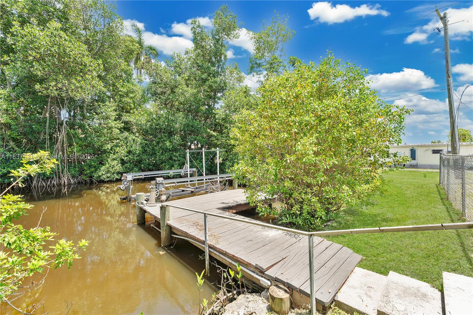 HARBOR ESTATES - Residential