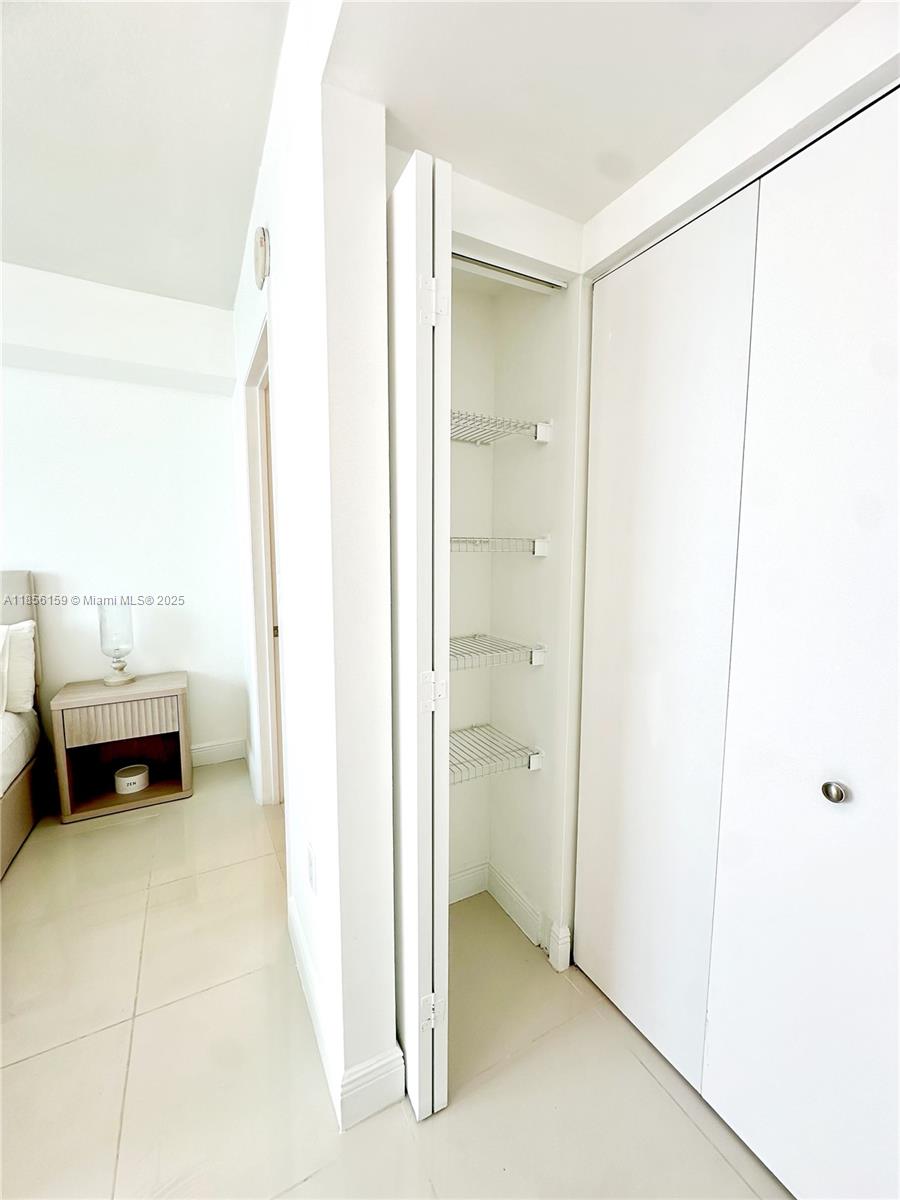 TERRAZAS RIVERPARK VILLAG - Residential