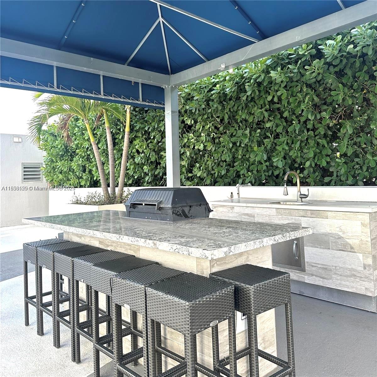 TERRAZAS RIVERPARK VILLAG - Residential