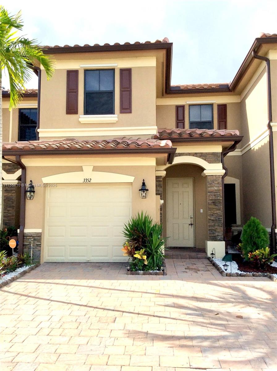 Rental Property at 3352 W 91st Ter 3352, Hialeah, Miami-Dade County, Florida - Bedrooms: 3 
Bathrooms: 3  - $3,350 MO.