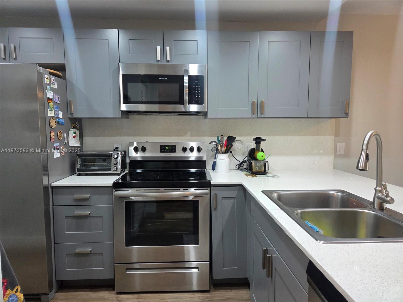 POINCIANA 1 OF PINE ISLAN - Residential Lease