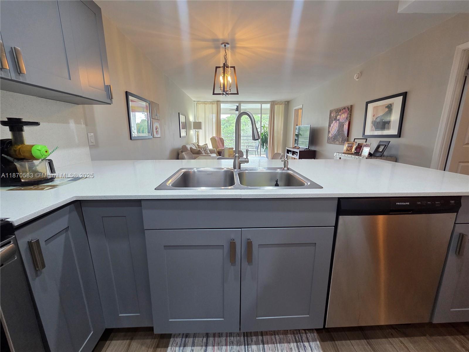 POINCIANA 1 OF PINE ISLAN - Residential Lease