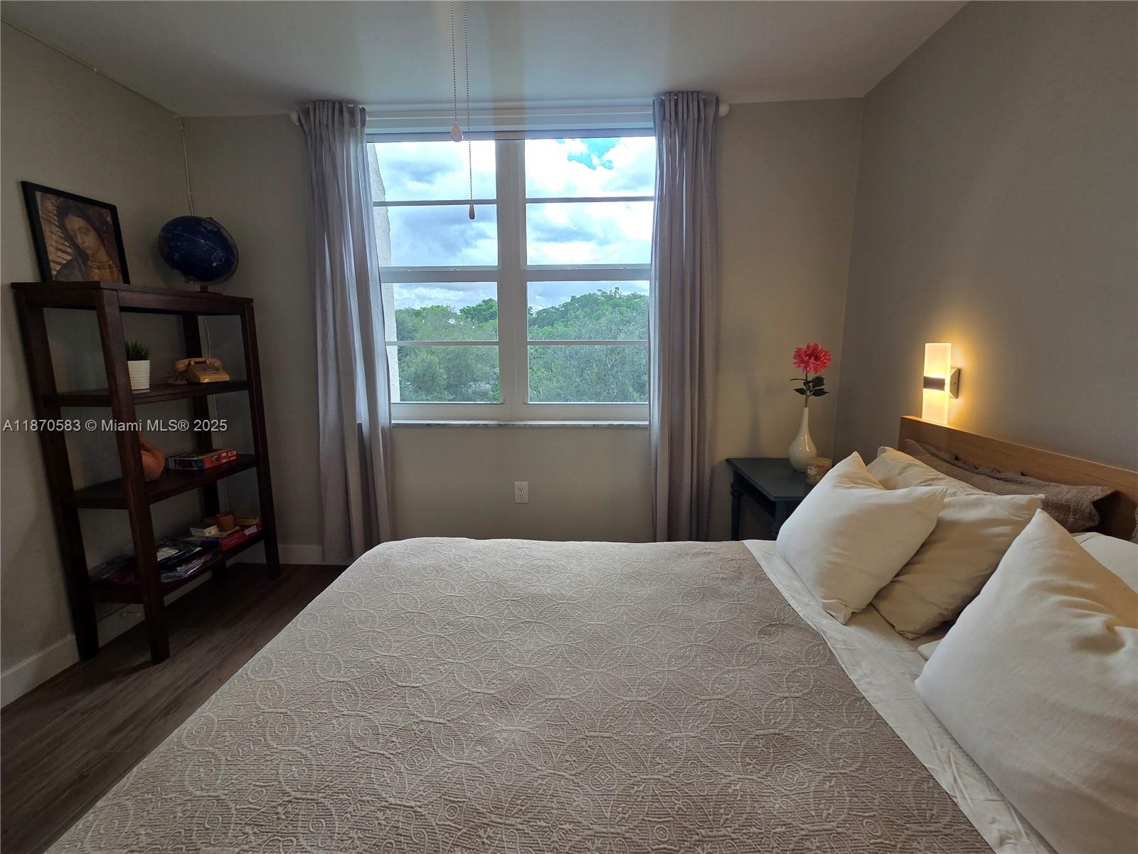 POINCIANA 1 OF PINE ISLAN - Residential Lease