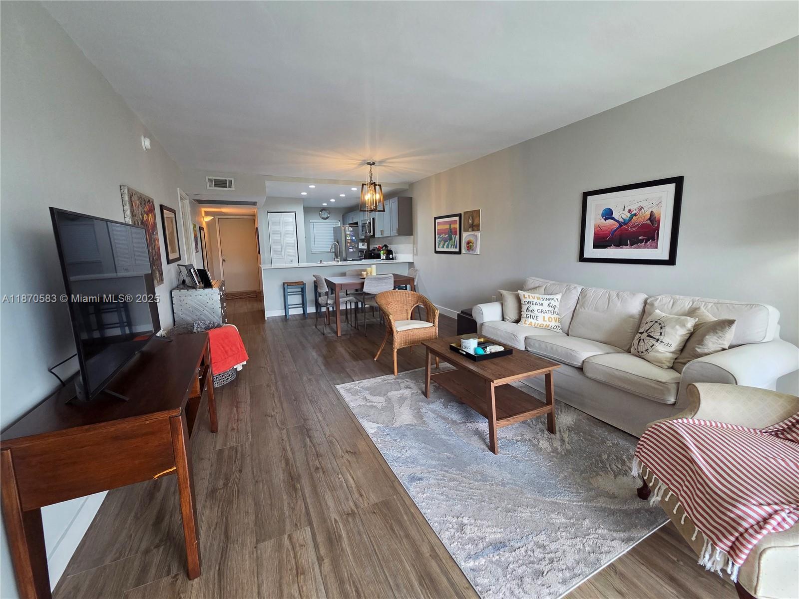 POINCIANA 1 OF PINE ISLAN - Residential Lease