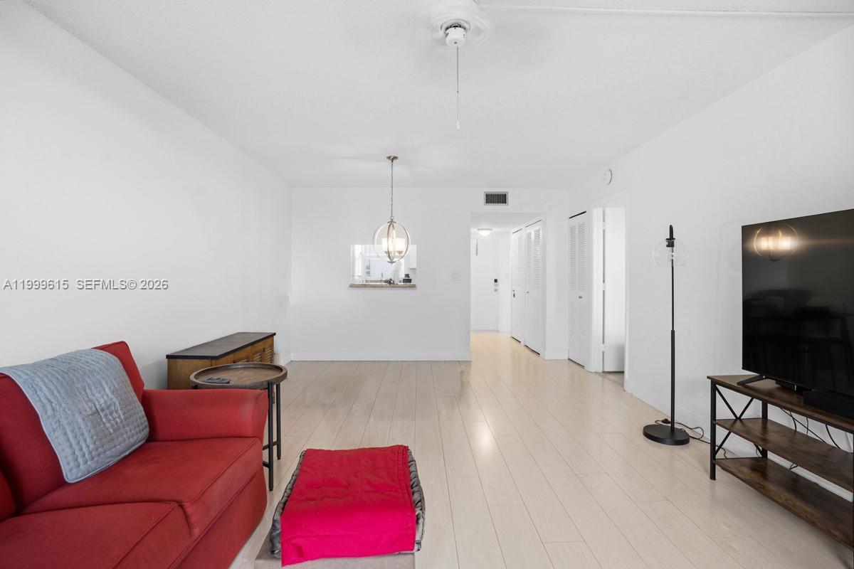 ROYAL PARK GARDENS III-M - Residential