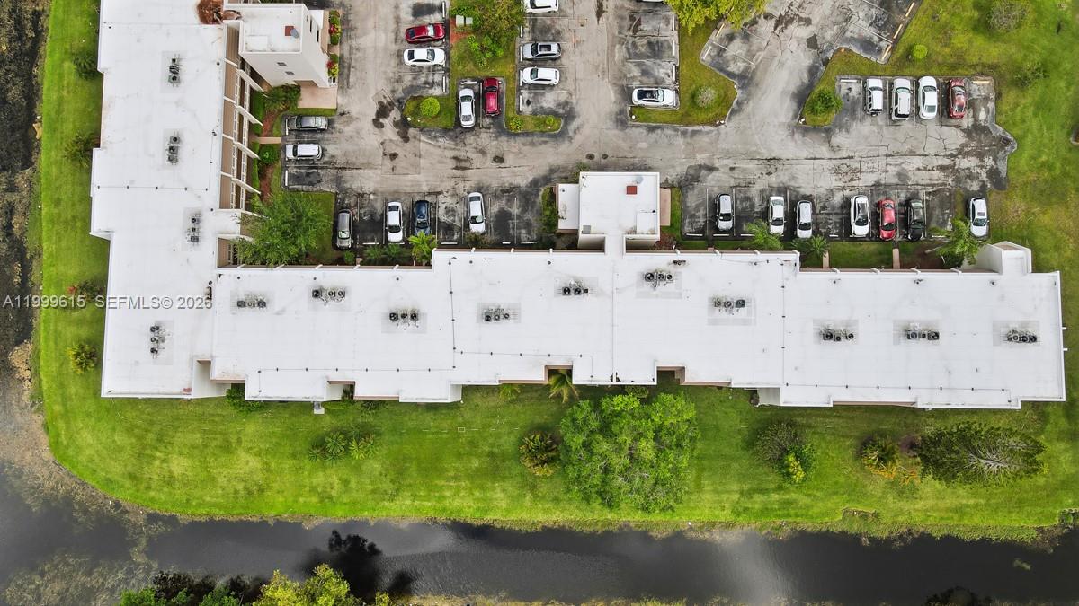 ROYAL PARK GARDENS III-M - Residential