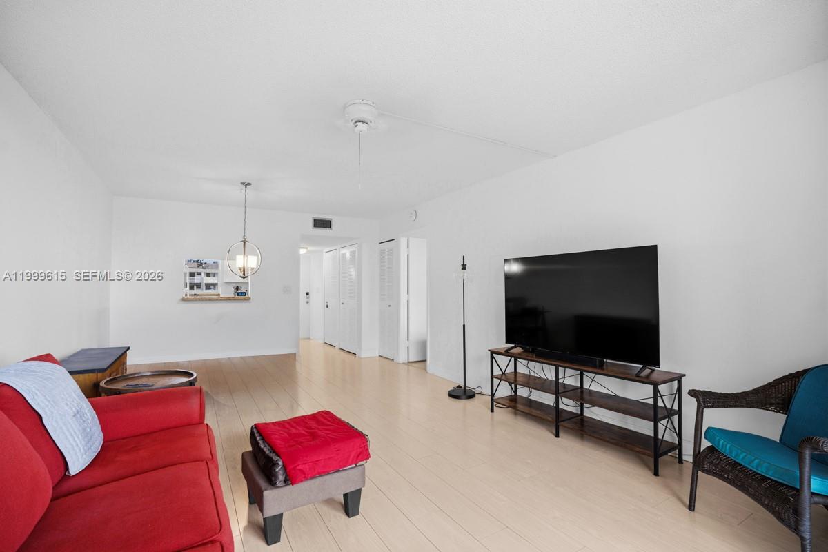 ROYAL PARK GARDENS III-M - Residential