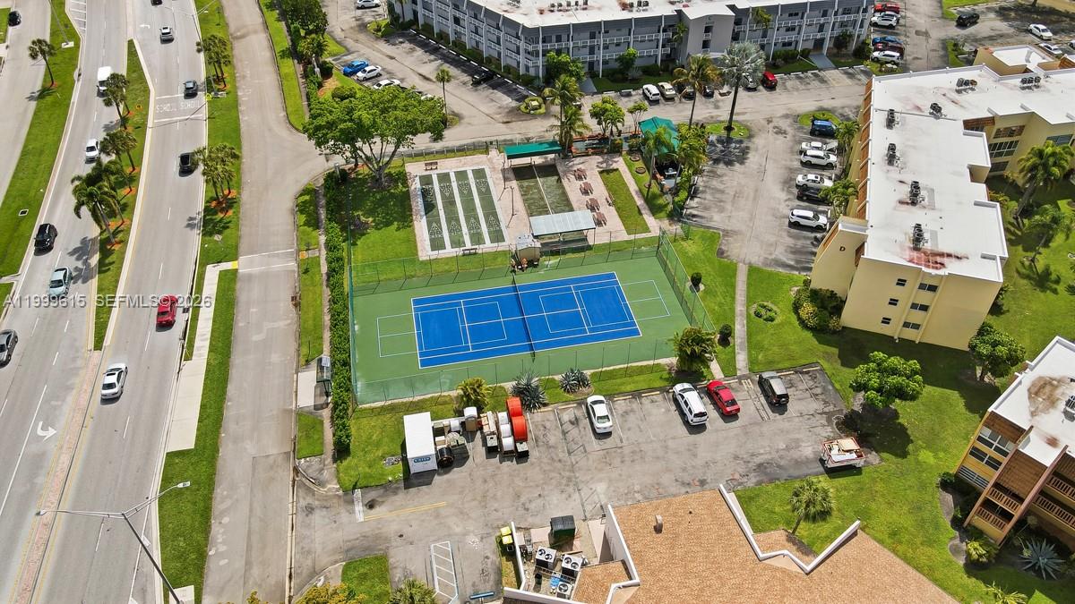 ROYAL PARK GARDENS III-M - Residential