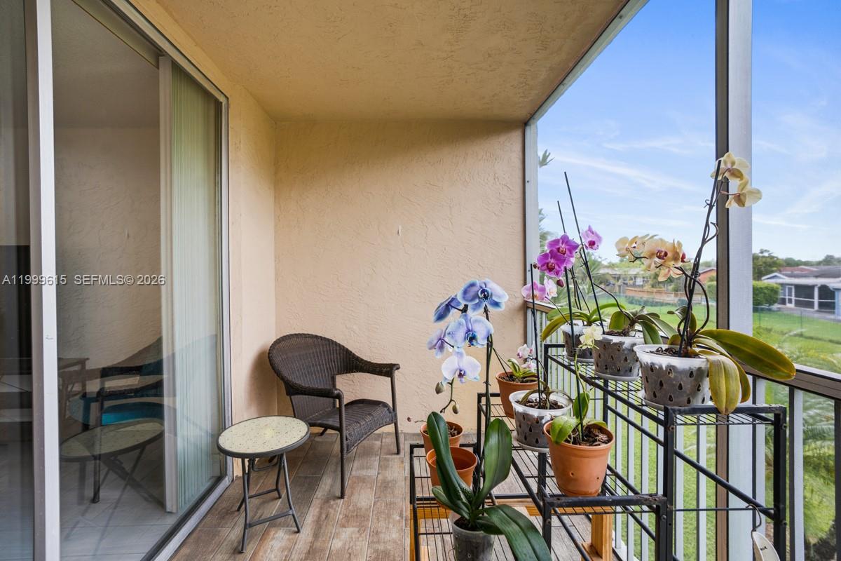 ROYAL PARK GARDENS III-M - Residential