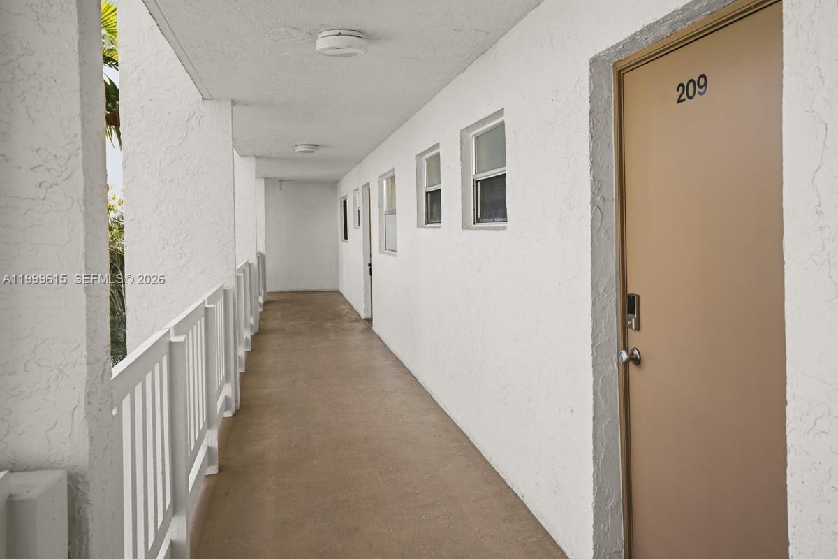 ROYAL PARK GARDENS III-M - Residential