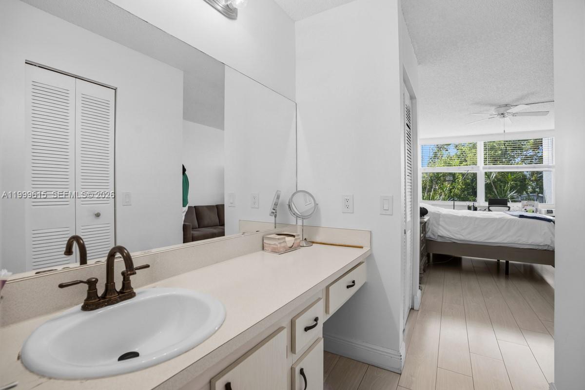 ROYAL PARK GARDENS III-M - Residential