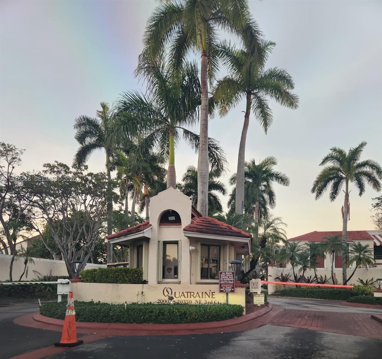 QUATRAINE CONDO I PH I - Residential