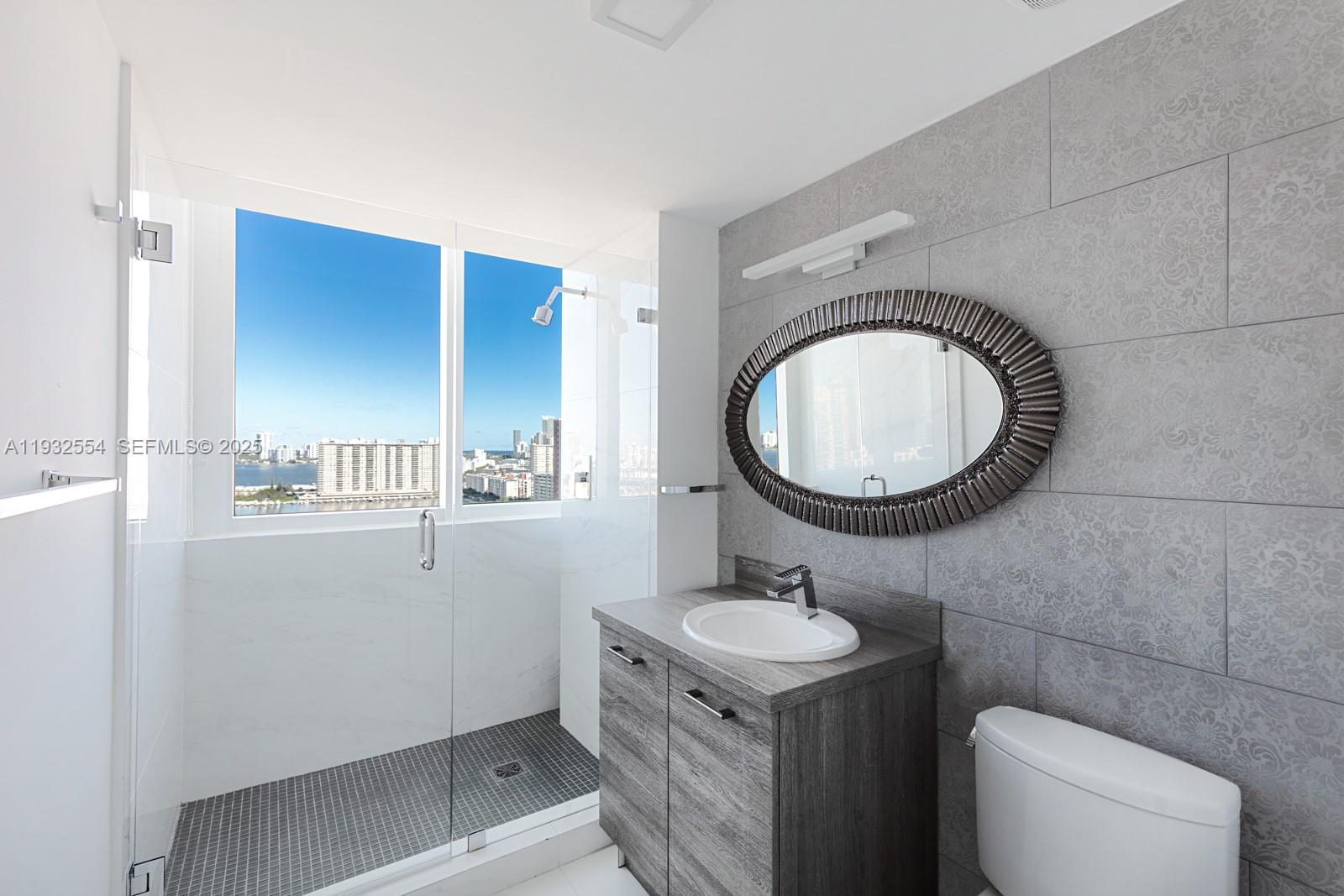 400 SUNNY ISLES CONDO WES - Residential