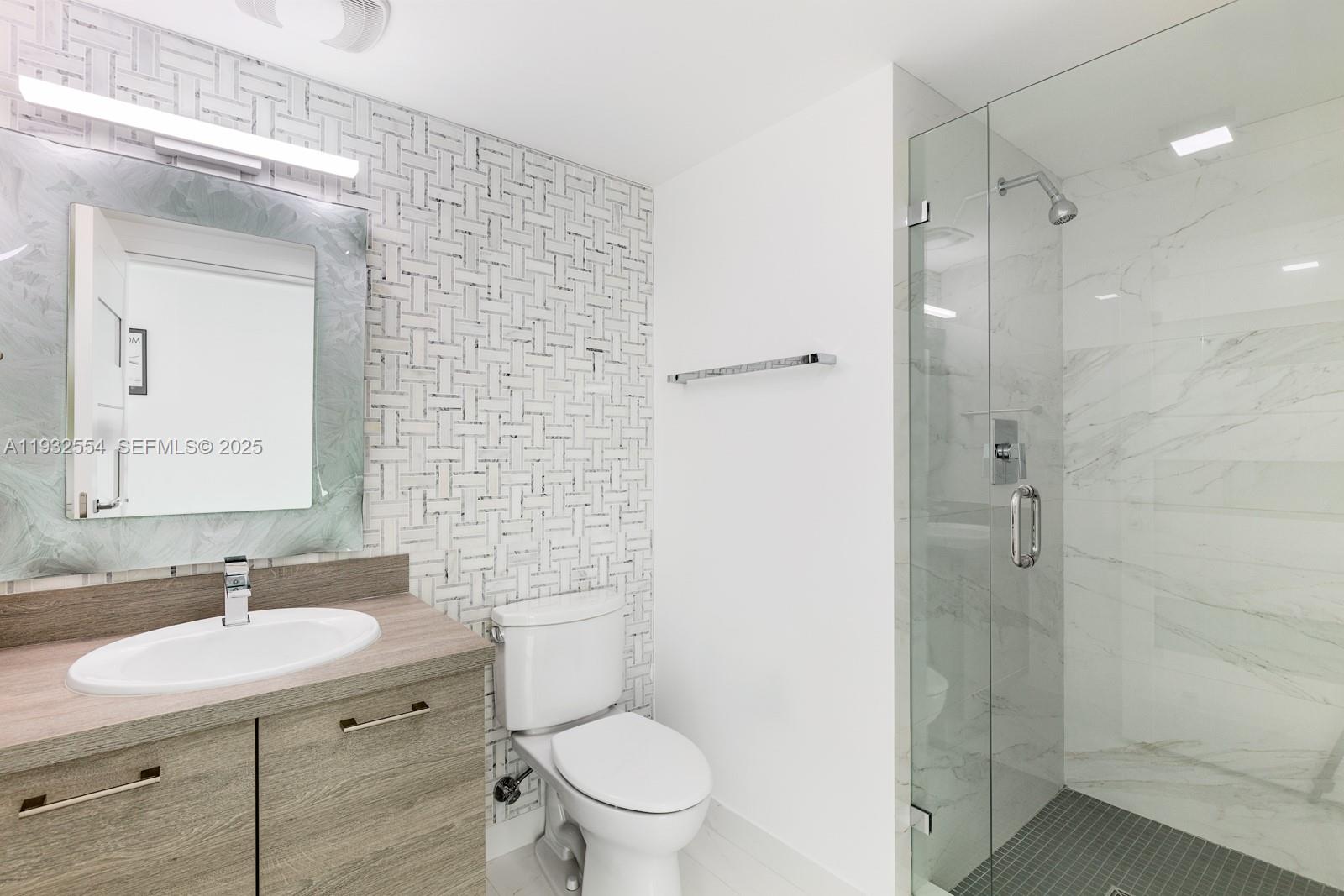 400 SUNNY ISLES CONDO WES - Residential