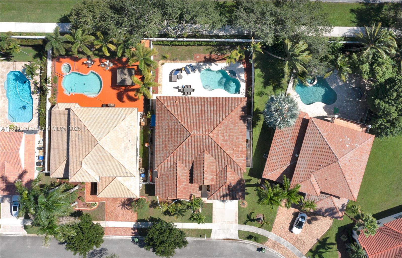 TWIN ACRES - Residential