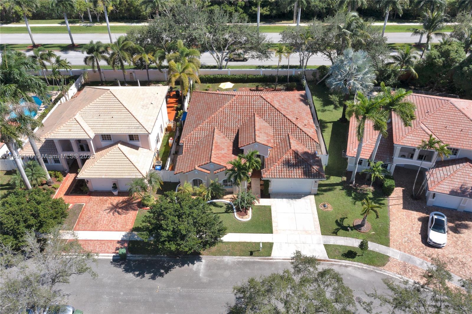 TWIN ACRES - Residential