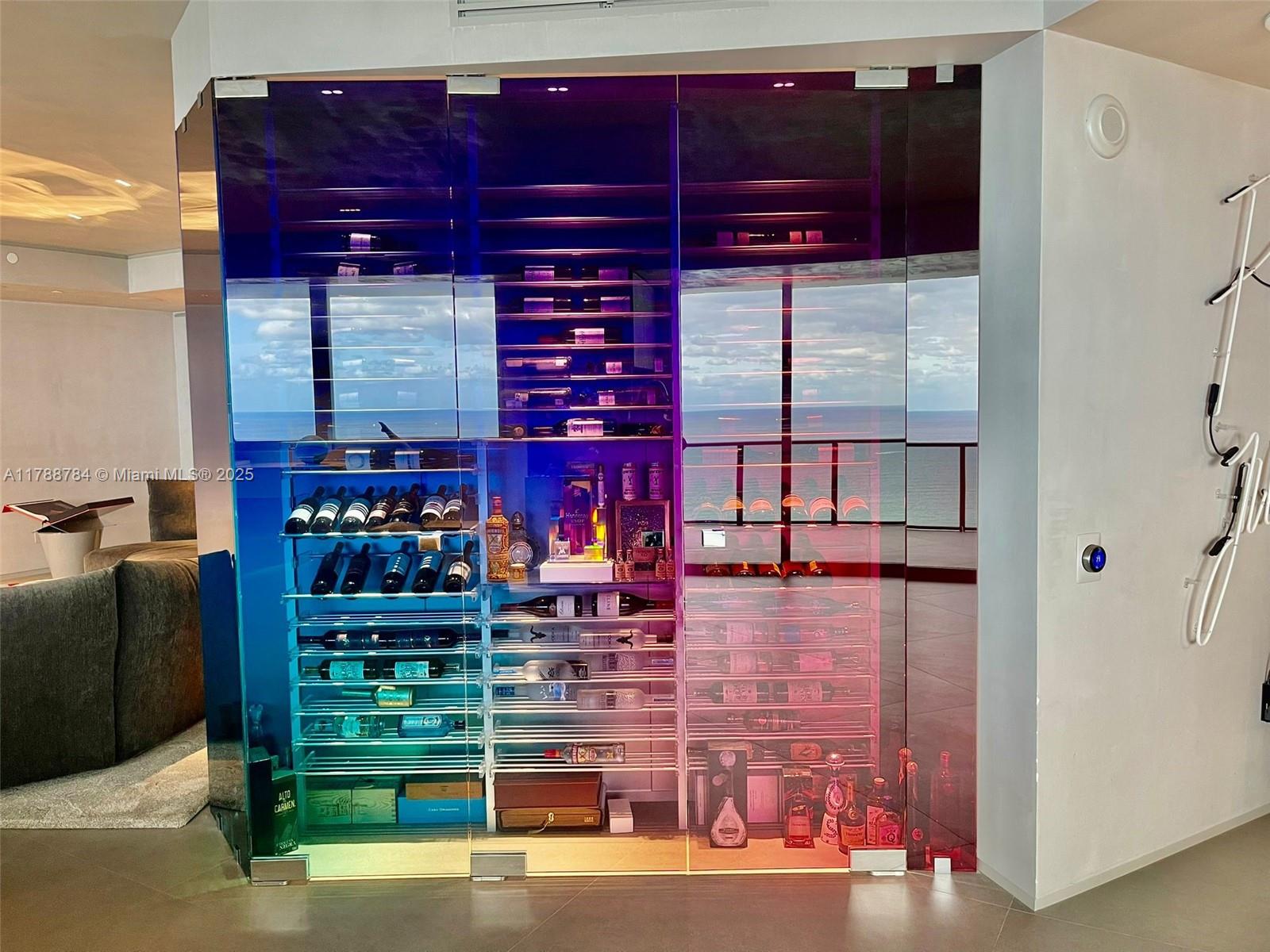 18555 COLLINS AVENUE COND - Residential