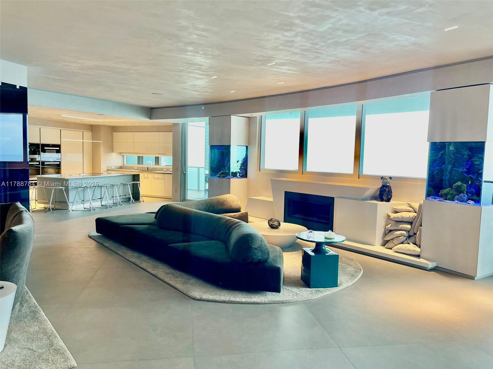 18555 COLLINS AVENUE COND - Residential