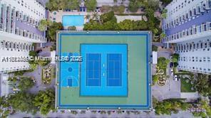 MADISON DOWNTOWN CONDO - Residential