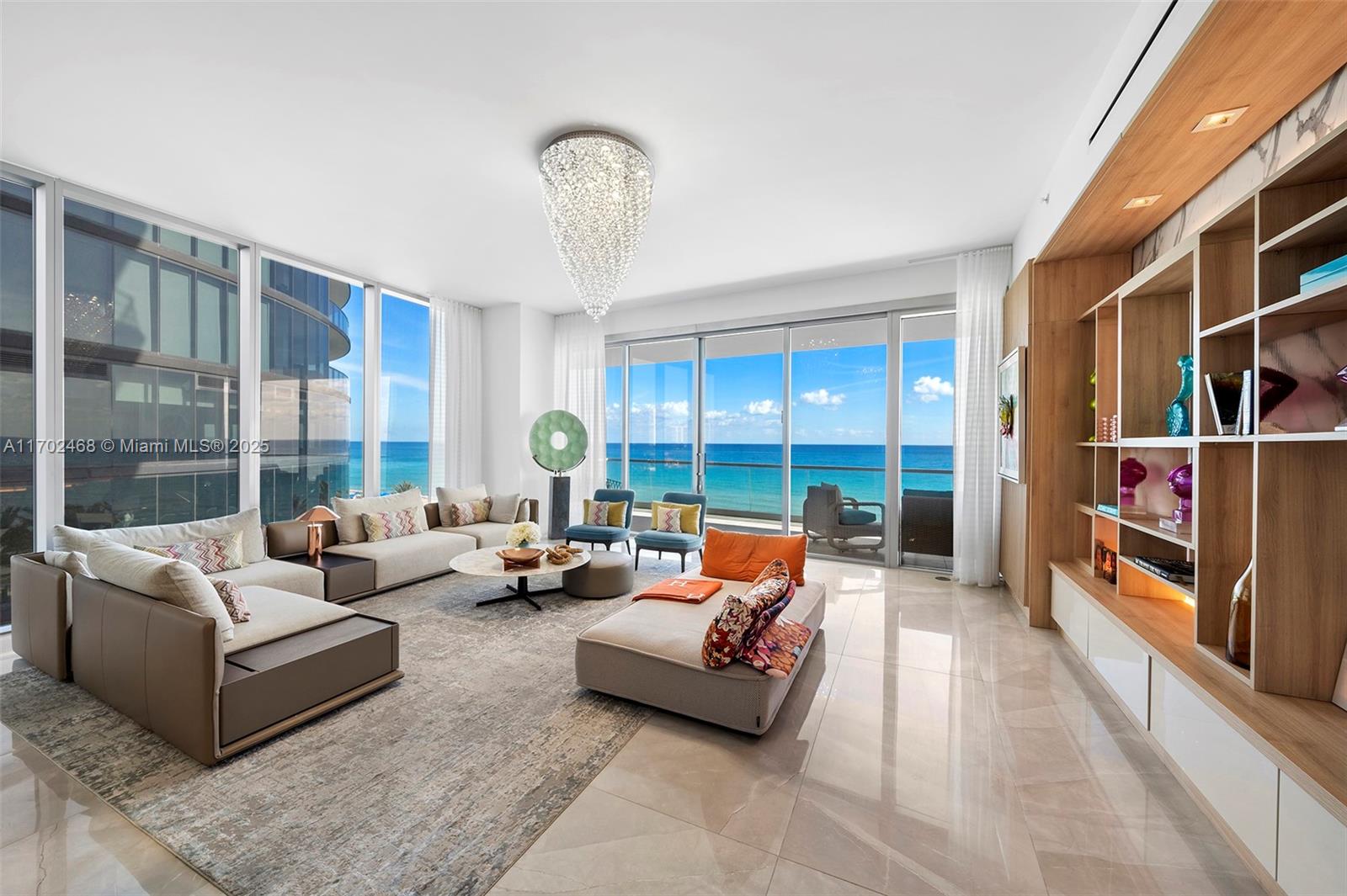 Turnberry Ocean Club - Residential