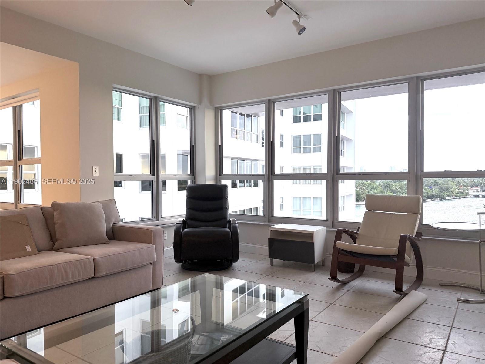 BLAIR HOUSE CONDO - WEST - Residential