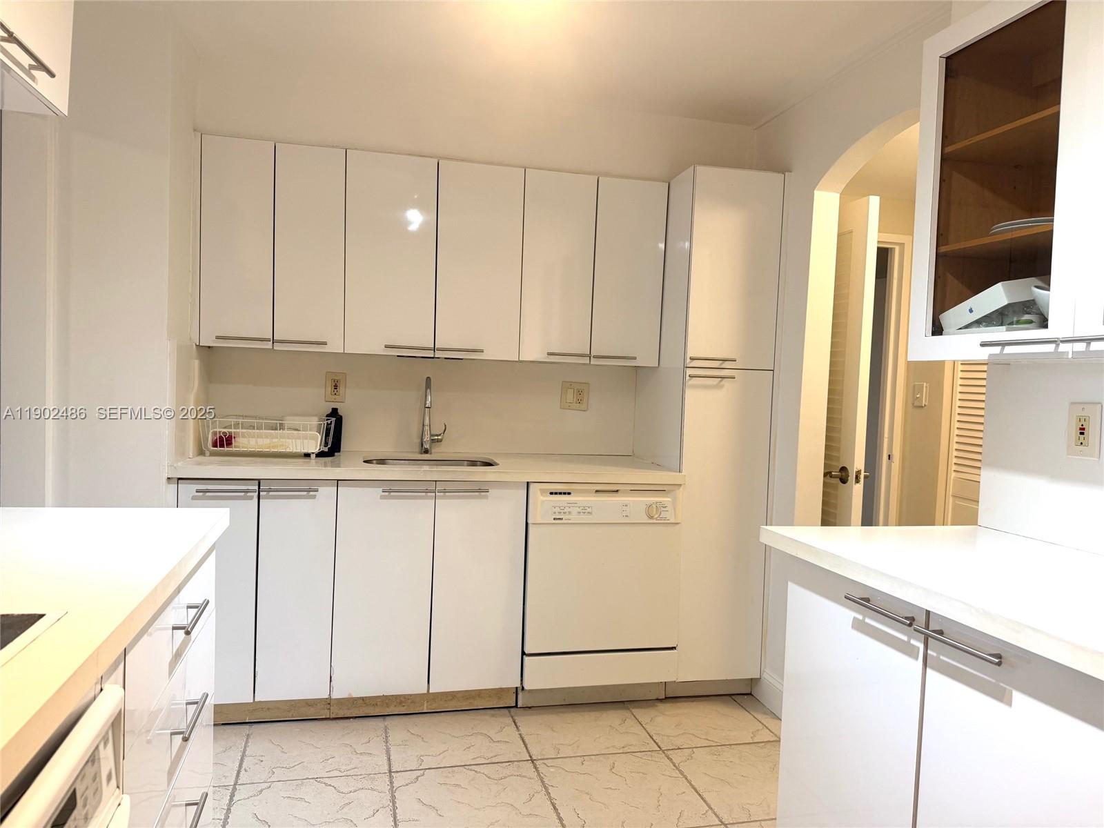 BLAIR HOUSE CONDO - WEST - Residential