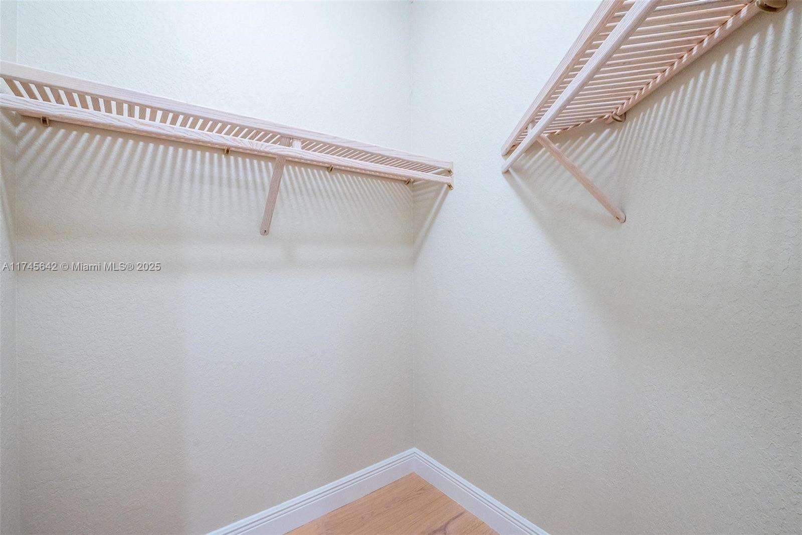 THREE ISLANDS 3RD SEC - Residential