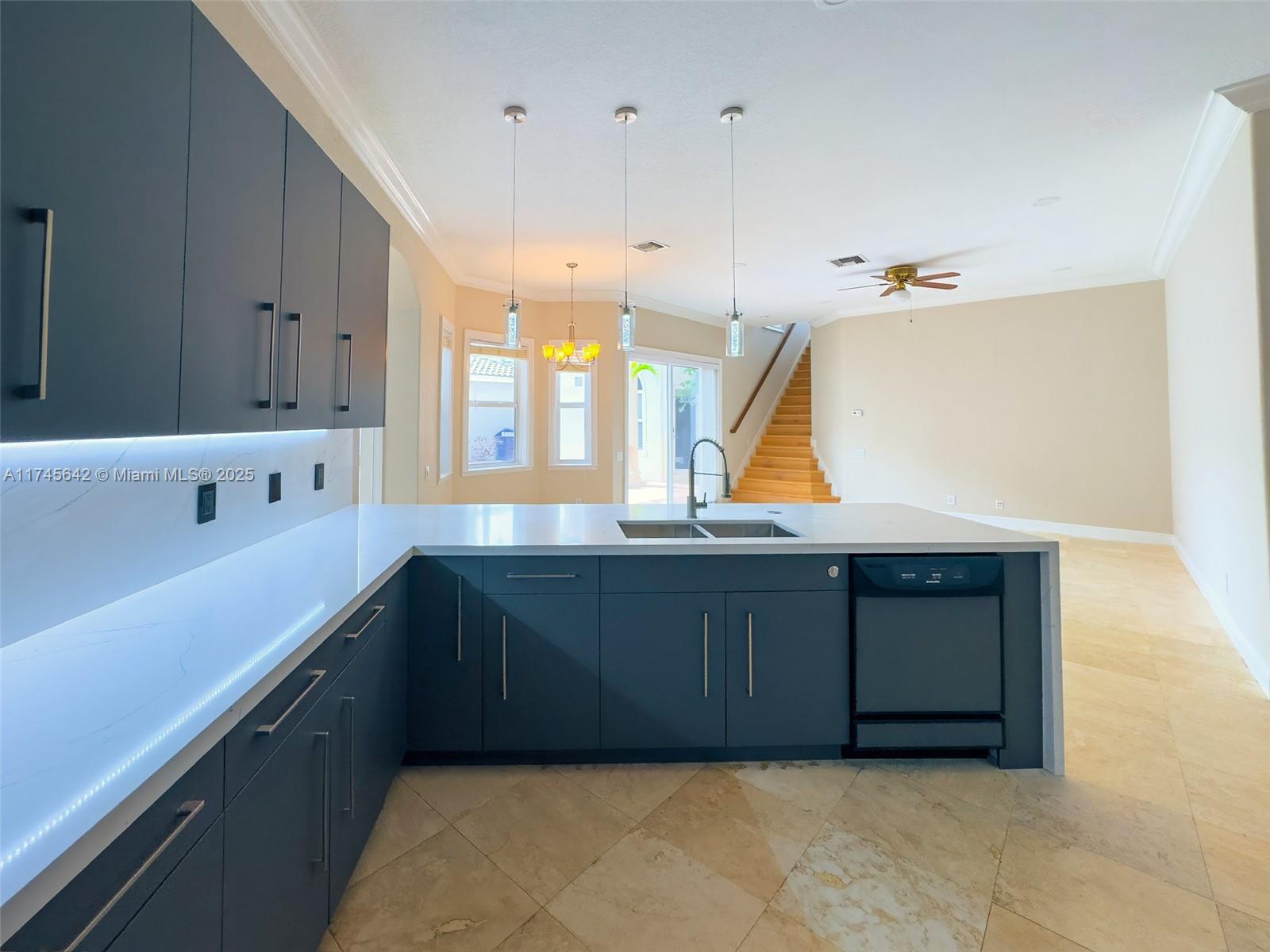 THREE ISLANDS 3RD SEC - Residential