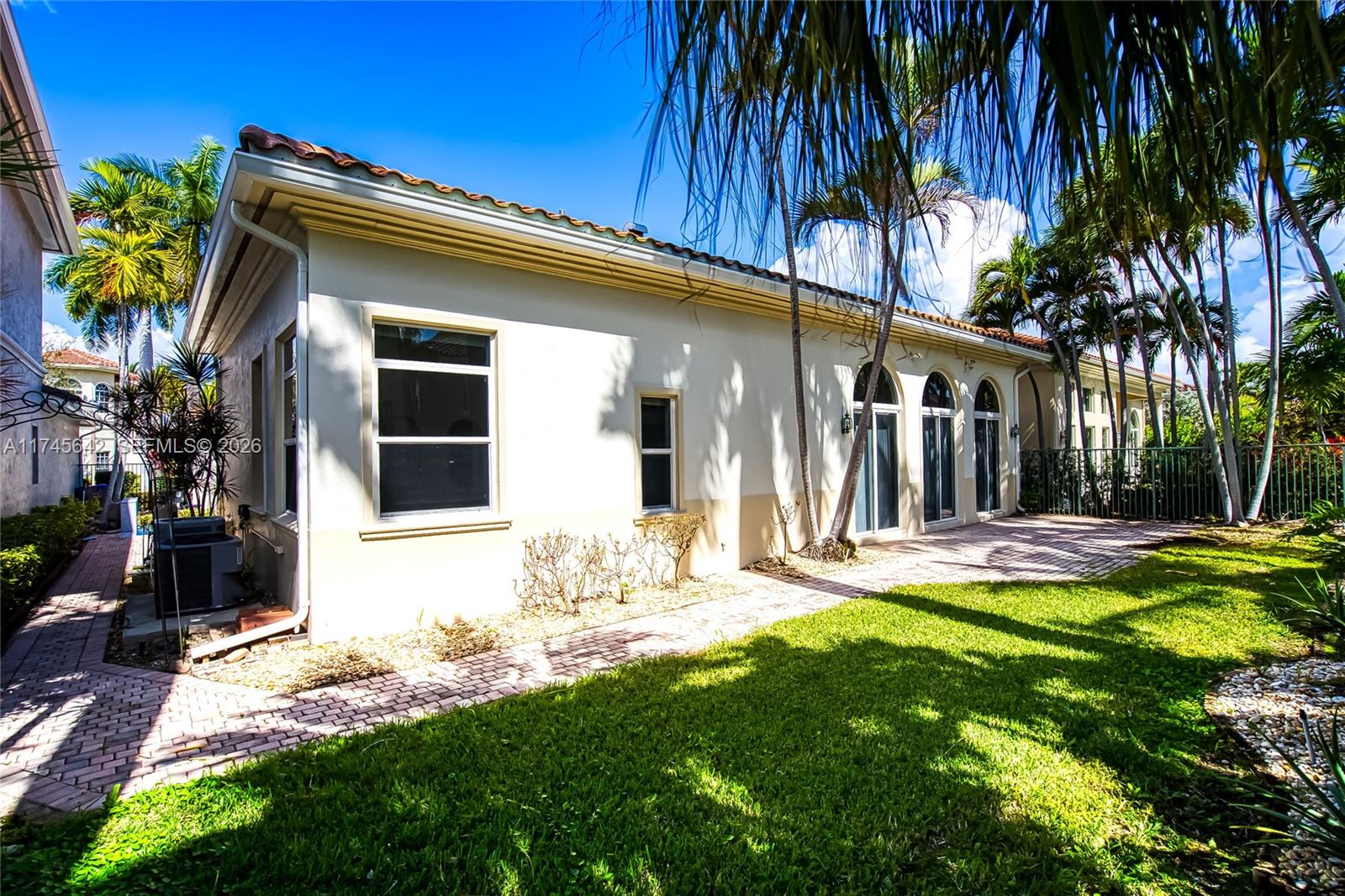 THREE ISLANDS 3RD SEC - Residential