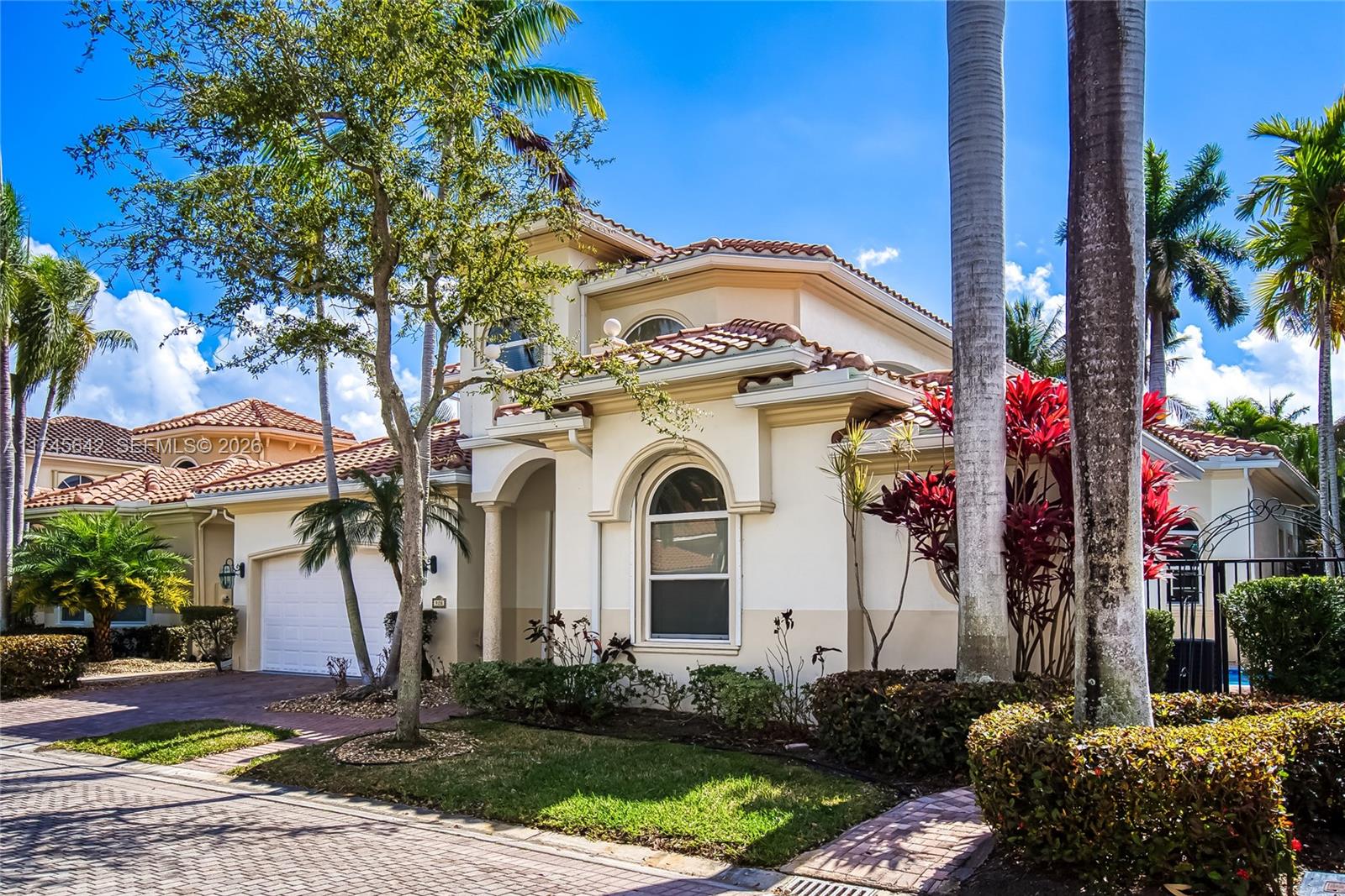 THREE ISLANDS 3RD SEC - Residential