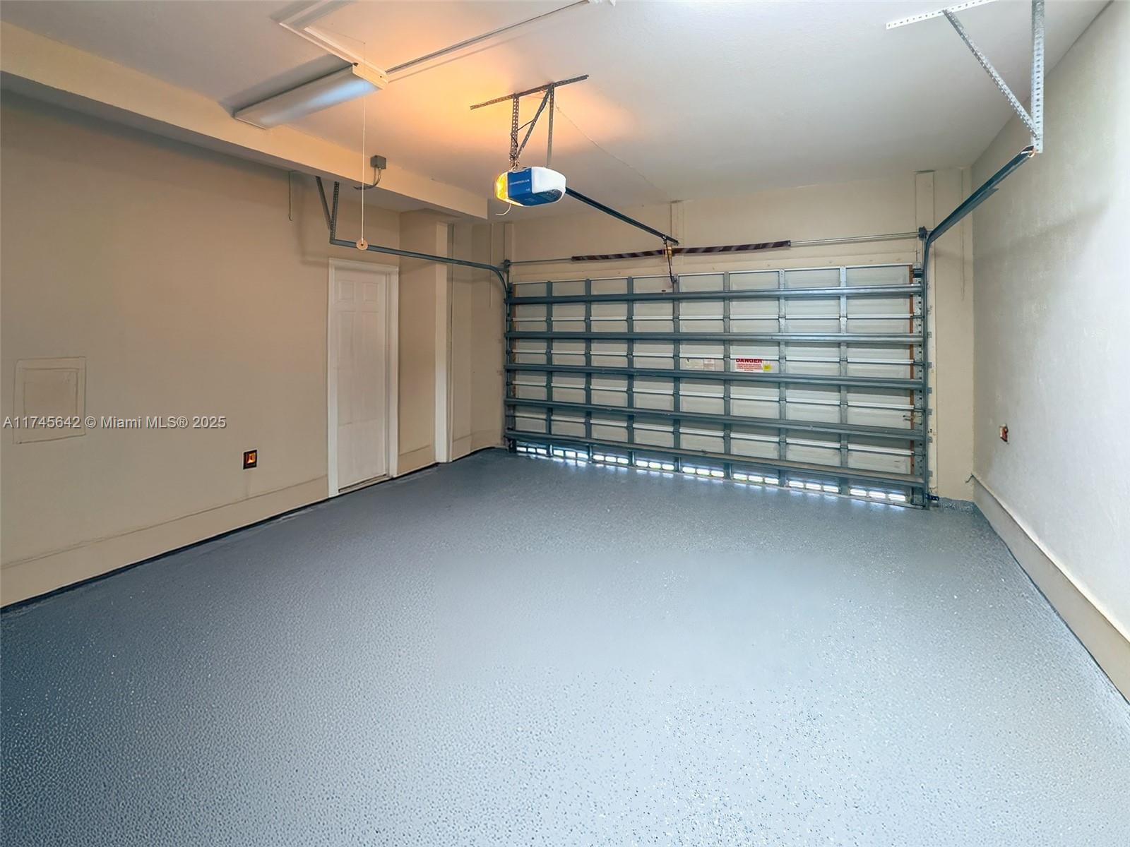 THREE ISLANDS 3RD SEC - Residential