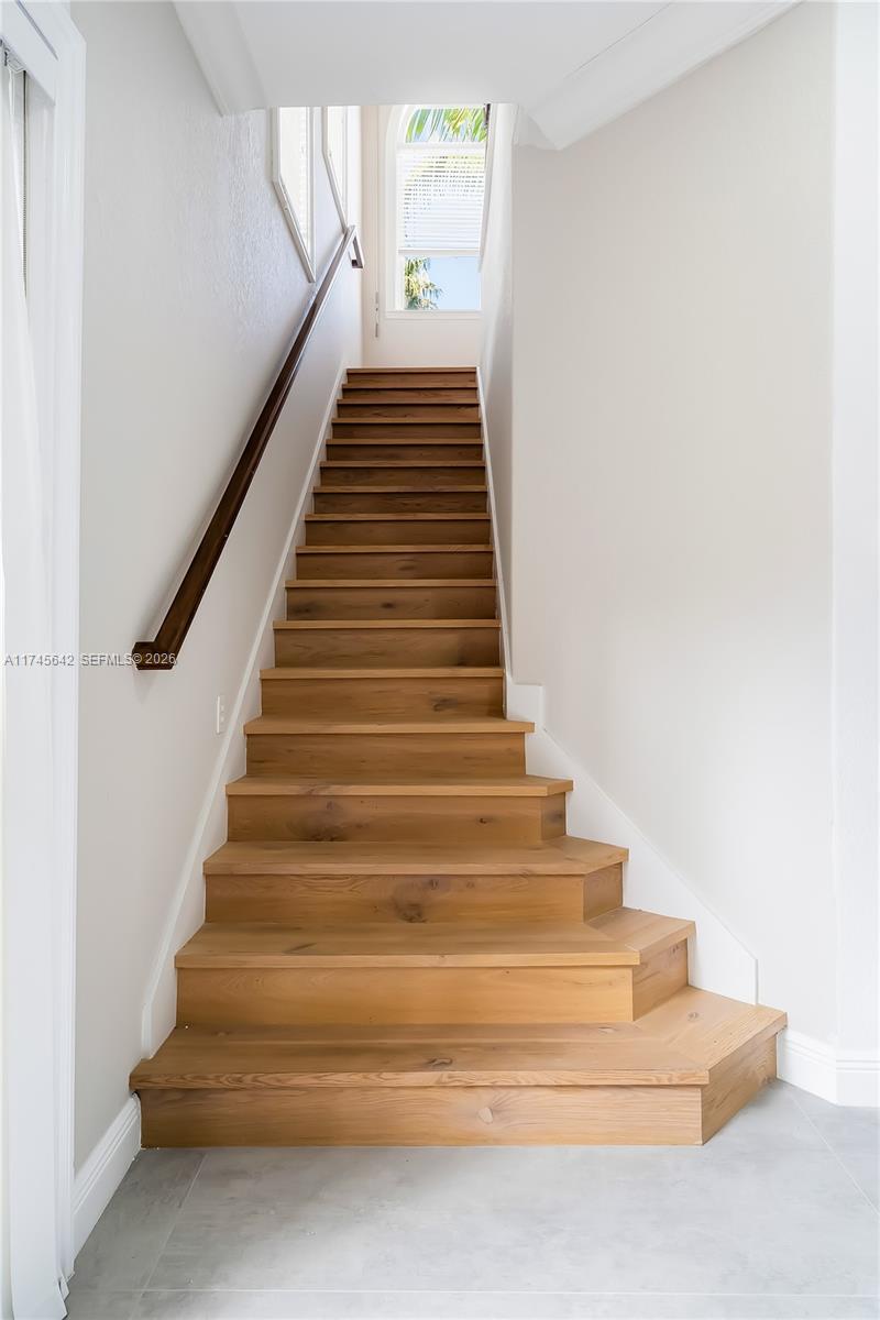 THREE ISLANDS 3RD SEC - Residential