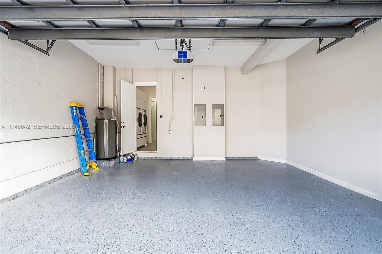 THREE ISLANDS 3RD SEC - Residential