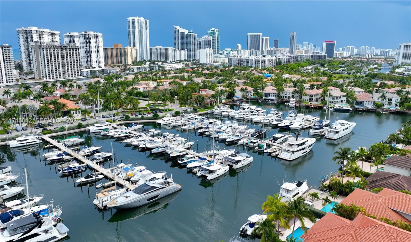 THREE ISLANDS 3RD SEC - Residential