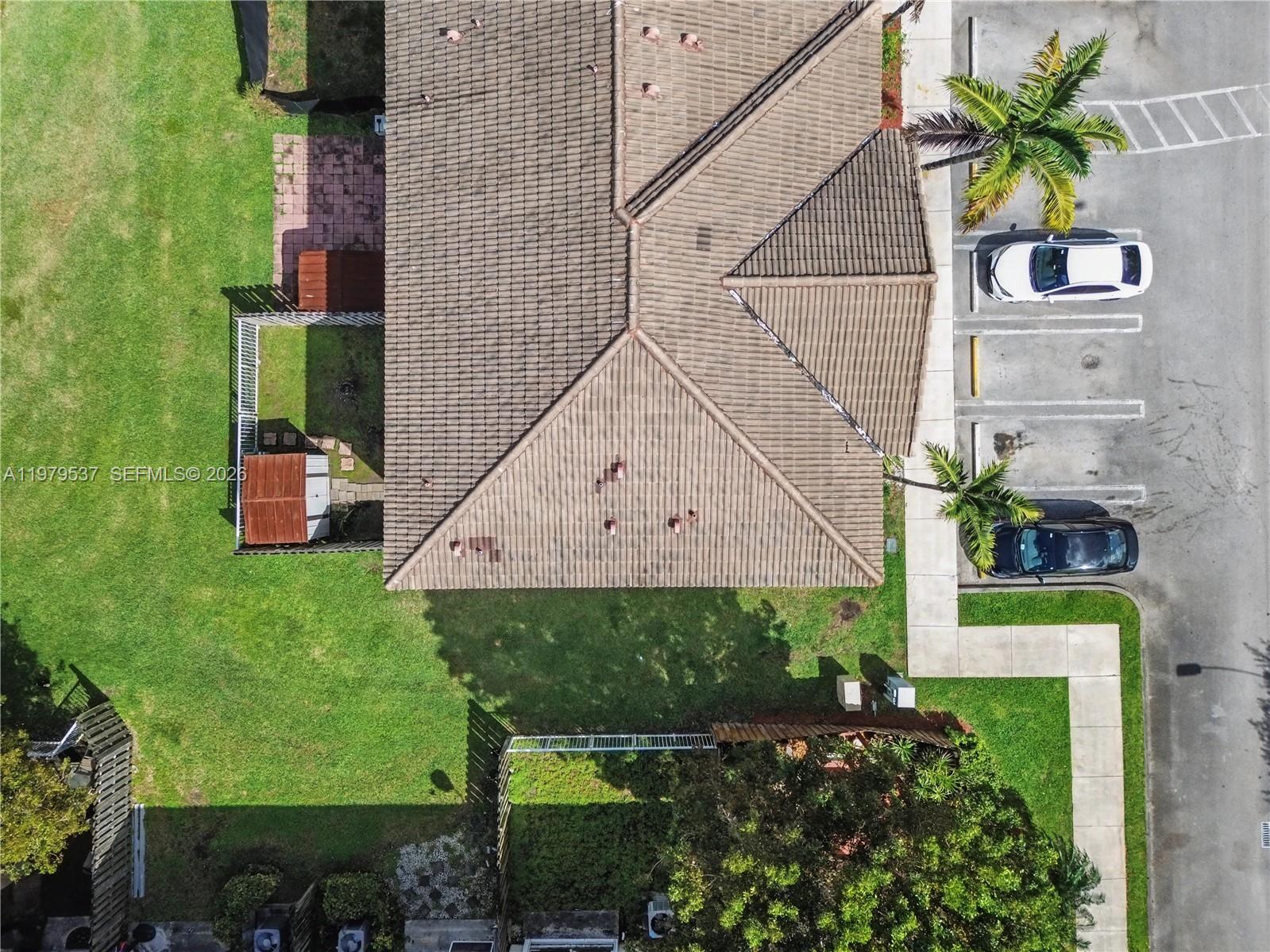 VENETIA GROVE - Residential