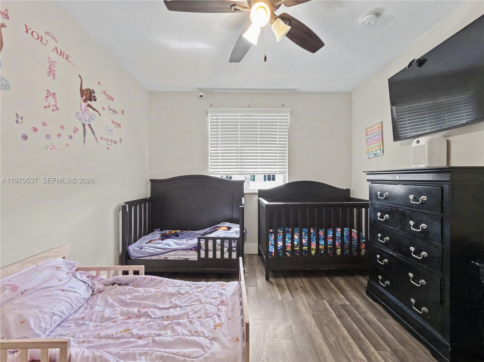 VENETIA GROVE - Residential