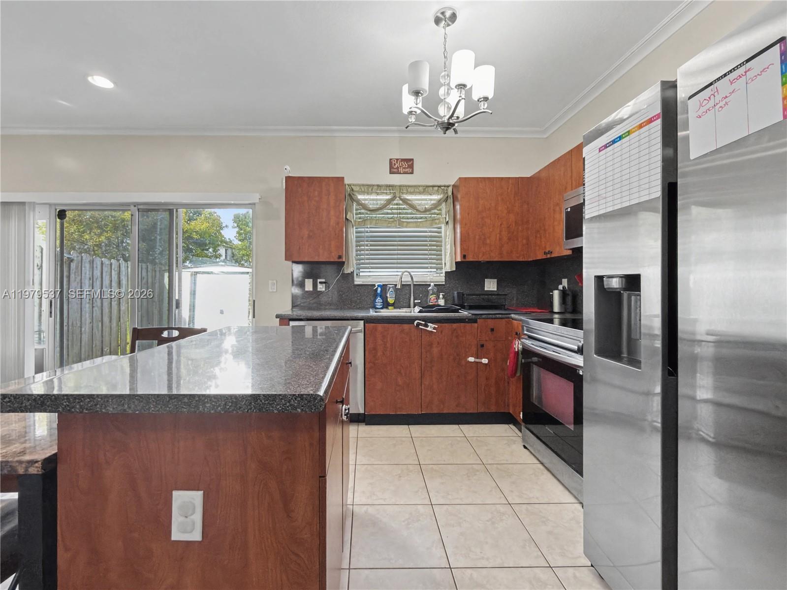 VENETIA GROVE - Residential