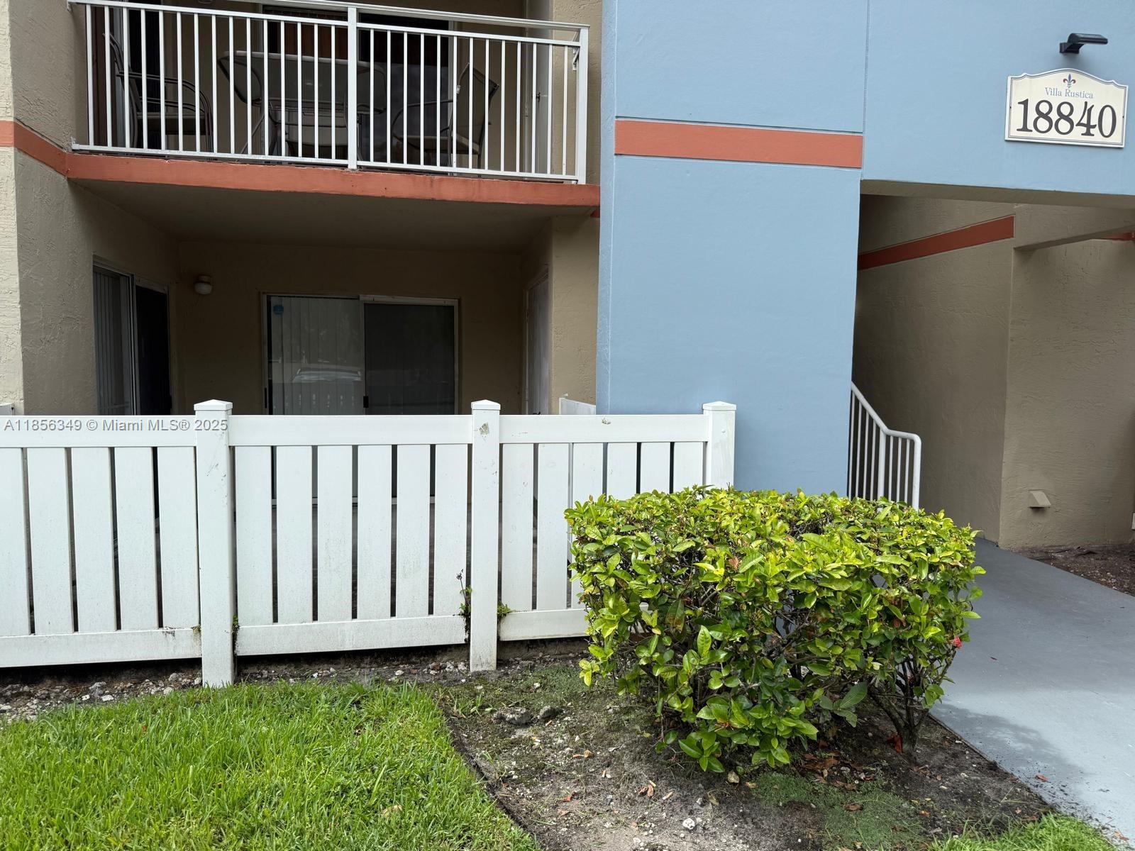 Condo 1st floor , washer and dryer inisde the unit.